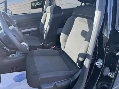 Photo 8 Citroën C3  1.2 PureTech 110ch S&S PLUS