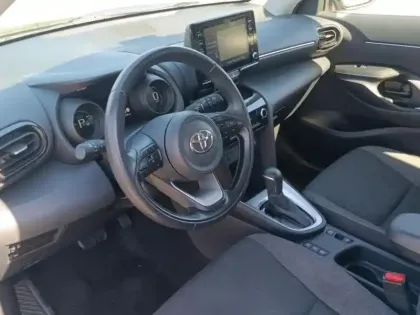 Photo 14 Toyota Yaris  Cross 116h Dynamic Business + Programme Beyond Zero Academy MY22