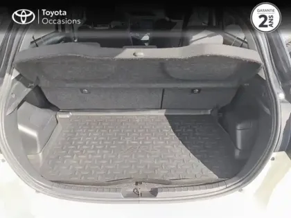 Photo 9 Toyota Yaris  110 VVT-i Design CVT 5p