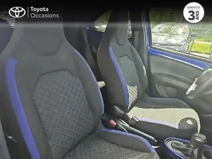 Photo 5 Toyota Aygo  X 1.0 VVT-i 72ch Design S-CVT MY24
