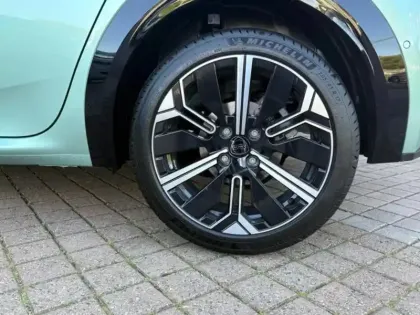 Photo 6 Lancia Ypsilon  1.2 Ibrida 110ch LX eDCT6