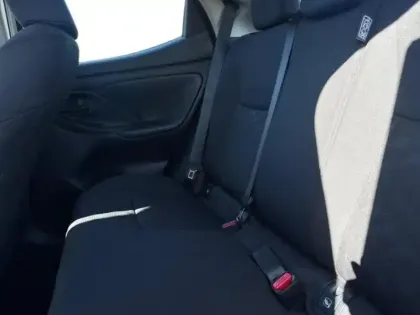 Photo 13 Toyota Yaris  120 VVT-i Dynamic Business 5p MC24