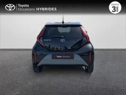Photo 13 Toyota Aygo  X 116h Graphic