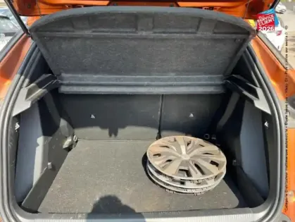 Photo 13 Peugeot 2008  1.5 BlueHDi 110ch S&S Active