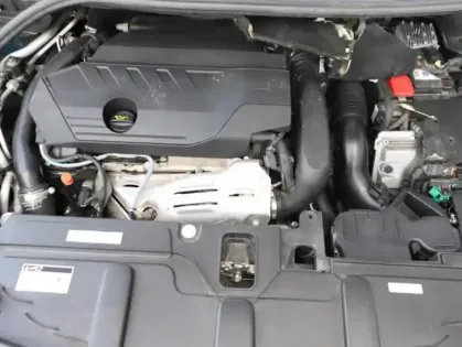 Photo 11 Peugeot 3008  HYBRID 225ch Allure e-EAT8