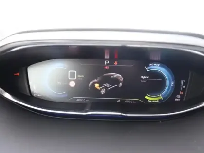 Photo 14 Peugeot 3008  HYBRID 225ch Allure e-EAT8