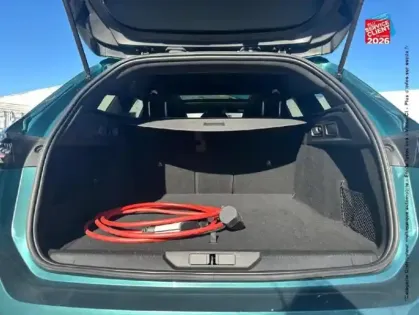 Photo 12 Peugeot 308  SW PHEV 180ch GT e-EAT8