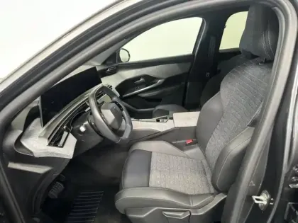 Photo 9 Peugeot 3008  1.2 Hybrid 136ch Allure e-DCS6