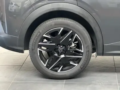 Photo 7 Peugeot 3008  1.2 Hybrid 136ch Allure e-DCS6