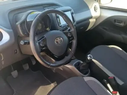 Photo 14 Toyota Aygo  1.0 VVT-i 72ch x-play 5p MY20