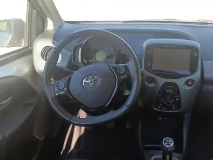 Photo 11 Toyota Aygo  1.0 VVT-i 72ch x-play 5p MY20