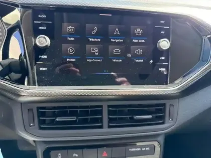 Photo 9 Volkswagen T-cross 1.0 TSI 110 Start/Stop DSG7 Lounge