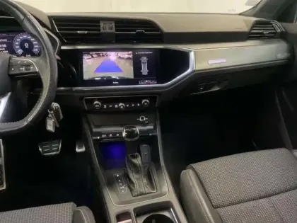 Photo 9 Audi Q3 35 TDI 150 ch S tronic 7 S line