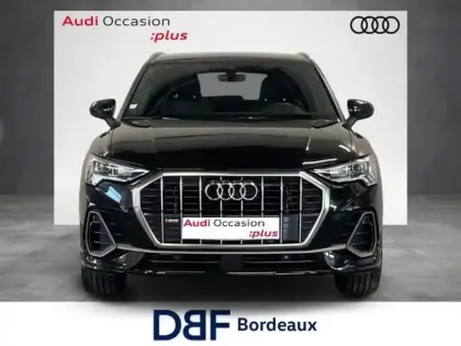 Photo 6 Audi Q3 35 TDI 150 ch S tronic 7 S line