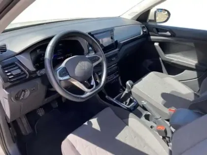 Photo 8 Volkswagen T-cross 1.0 TSI 95 Start/Stop BVM5 Life Plus