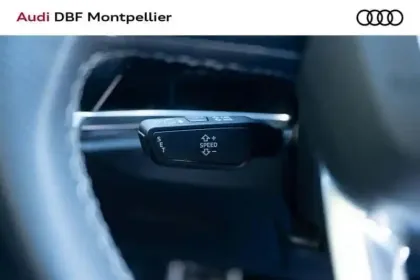 Photo 6 Audi Q3 35 TDI 150 ch S tronic 7 S line plus