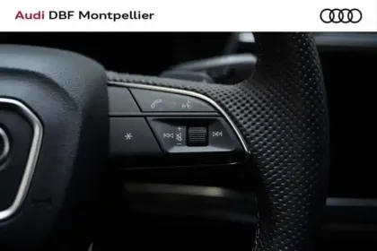 Photo 7 Audi Q3 35 TDI 150 ch S tronic 7 S line plus