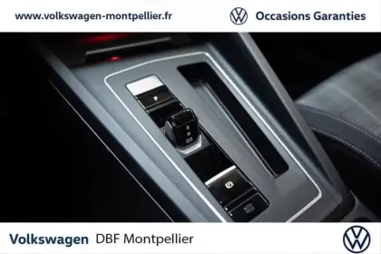 Photo 7 Volkswagen Golf 2.0 TDI SCR 200 DSG7 GTD