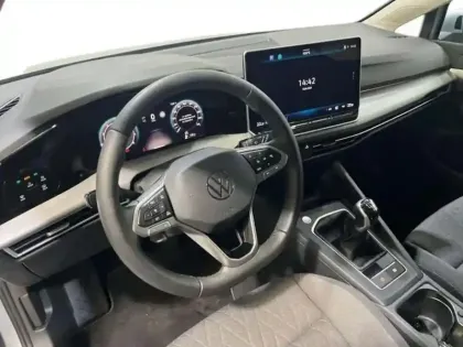 Photo 8 Volkswagen Golf 1.5 TSI EVO2 116 BVM6 VW Edition