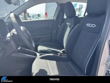 Photo 10 Fiat 600 T-Gen 3 1.2 Hybrid 110ch eDCT6