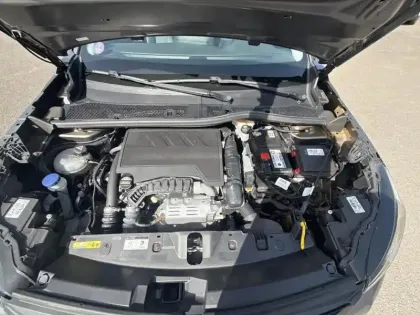 Photo 6 Peugeot 2008  PureTech 100 S&S BVM6 Allure Pack