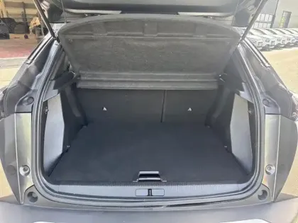 Photo 7 Peugeot 2008  PureTech 100 S&S BVM6 Allure Pack