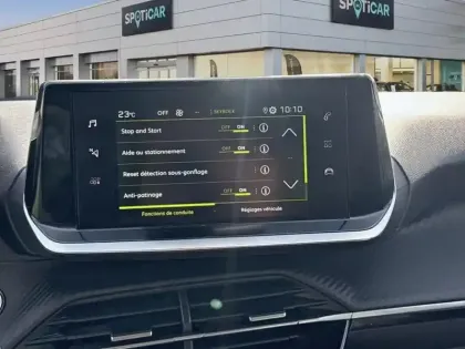 Photo 10 Peugeot 2008  PureTech 100 S&S BVM6 Allure Pack