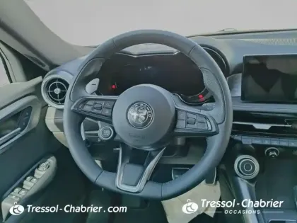 Photo 11 Alfa Romeo Tonale  1.5 Ibrida 160 ch VGT TCT7 Veloce