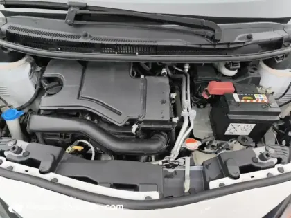 Photo 6 Toyota Aygo  1.0 VVT-i x-play