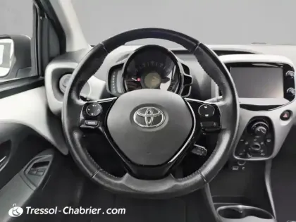 Photo 11 Toyota Aygo  1.0 VVT-i x-play