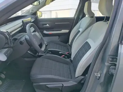 Photo 8 Citroën C3  Turbo 100 ch Manuelle Max