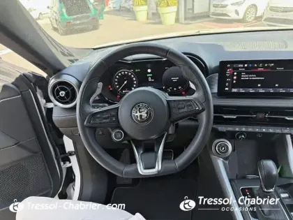 Photo 11 Alfa Romeo Tonale  1.5 Ibrida 160 ch VGT TCT7 Veloce