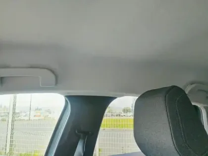 Photo 24 Citroën C4  BlueHDi 130 S&S EAT8 Shine