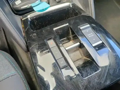 Photo 23 Citroën C4  BlueHDi 130 S&S EAT8 Shine