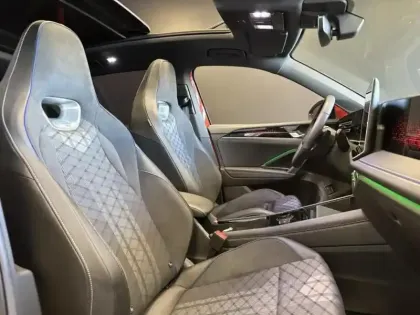 Photo 12 Volkswagen Tiguan  1.5 eHybrid 272ch R-Line DSG6