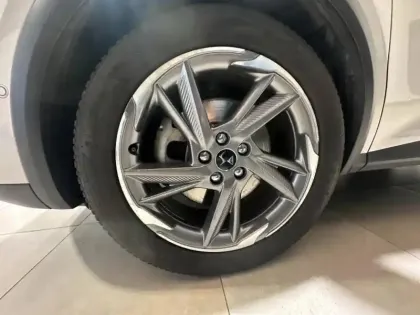Photo 5 DS DS 7  Crossback E-TENSE 4x4 300ch Grand Chic