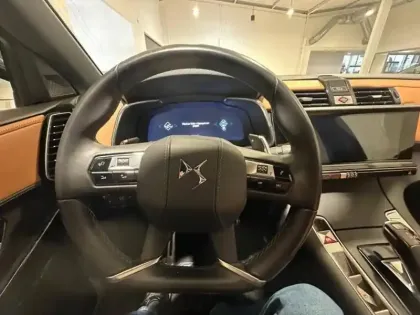 Photo 9 DS DS 7  Crossback E-TENSE 4x4 300ch Grand Chic