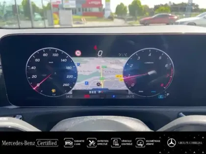 Photo 8 Mercedes Classe A  180 136ch AMG Line 7G-DCT