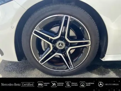 Photo 12 Mercedes Classe A  180 136ch AMG Line 7G-DCT