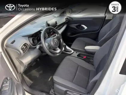 Photo 25 Toyota Yaris  116h Design 5p MY22