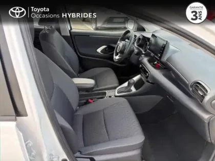 Photo 20 Toyota Yaris  116h Design 5p MY22