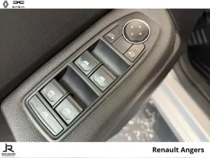 Photo 8 Renault Clio  1.5 Blue dCi 100ch Evolution