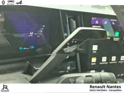 Photo 56 Renault Austral  1.2 E-Tech full hybrid 200ch Techno - 25