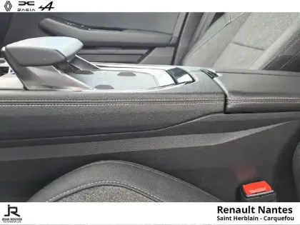 Photo 59 Renault Austral  1.2 E-Tech full hybrid 200ch Techno - 25