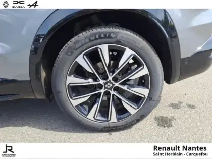 Photo 8 Renault Austral  1.2 E-Tech full hybrid 200ch Techno - 25
