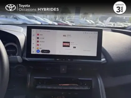 Photo 14 Toyota C-HR  2.0 Hybride Rechargeable 225ch Design MY25