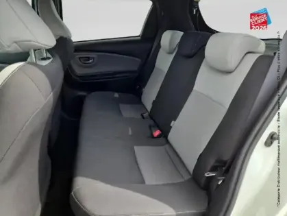 Photo 10 Toyota Yaris  HSD 100h Collection 5p