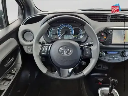 Photo 11 Toyota Yaris  HSD 100h Collection 5p