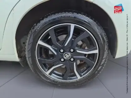 Photo 9 Toyota Yaris  HSD 100h Collection 5p