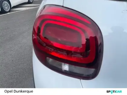 Photo 12 Citroën C3  1.2 PureTech 83ch S&S Shine